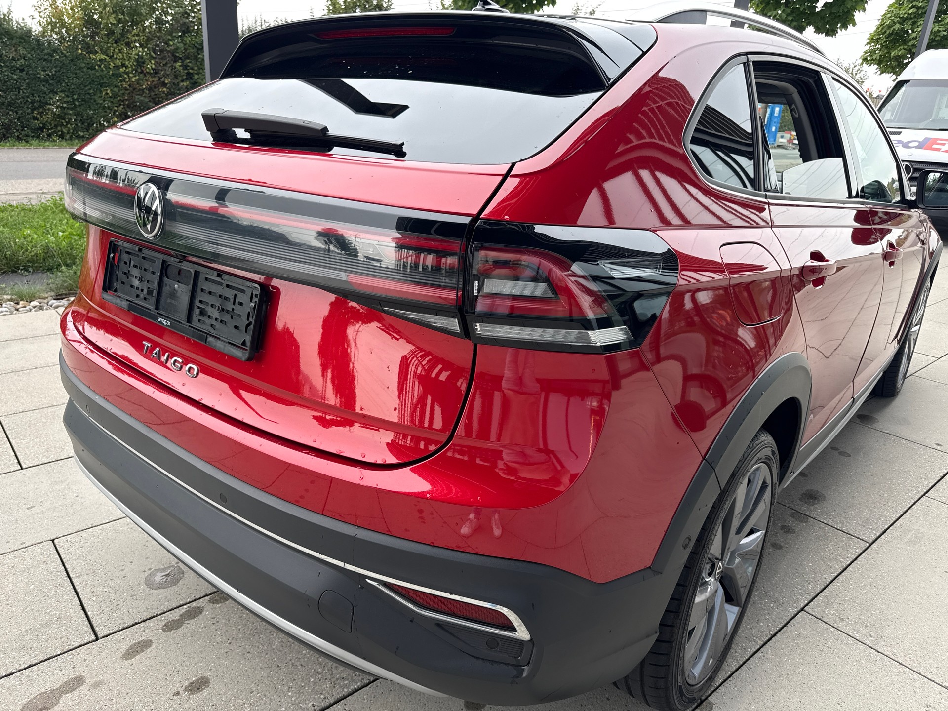 VW Taigo 1.5 TSI R-Line DSG-image-4