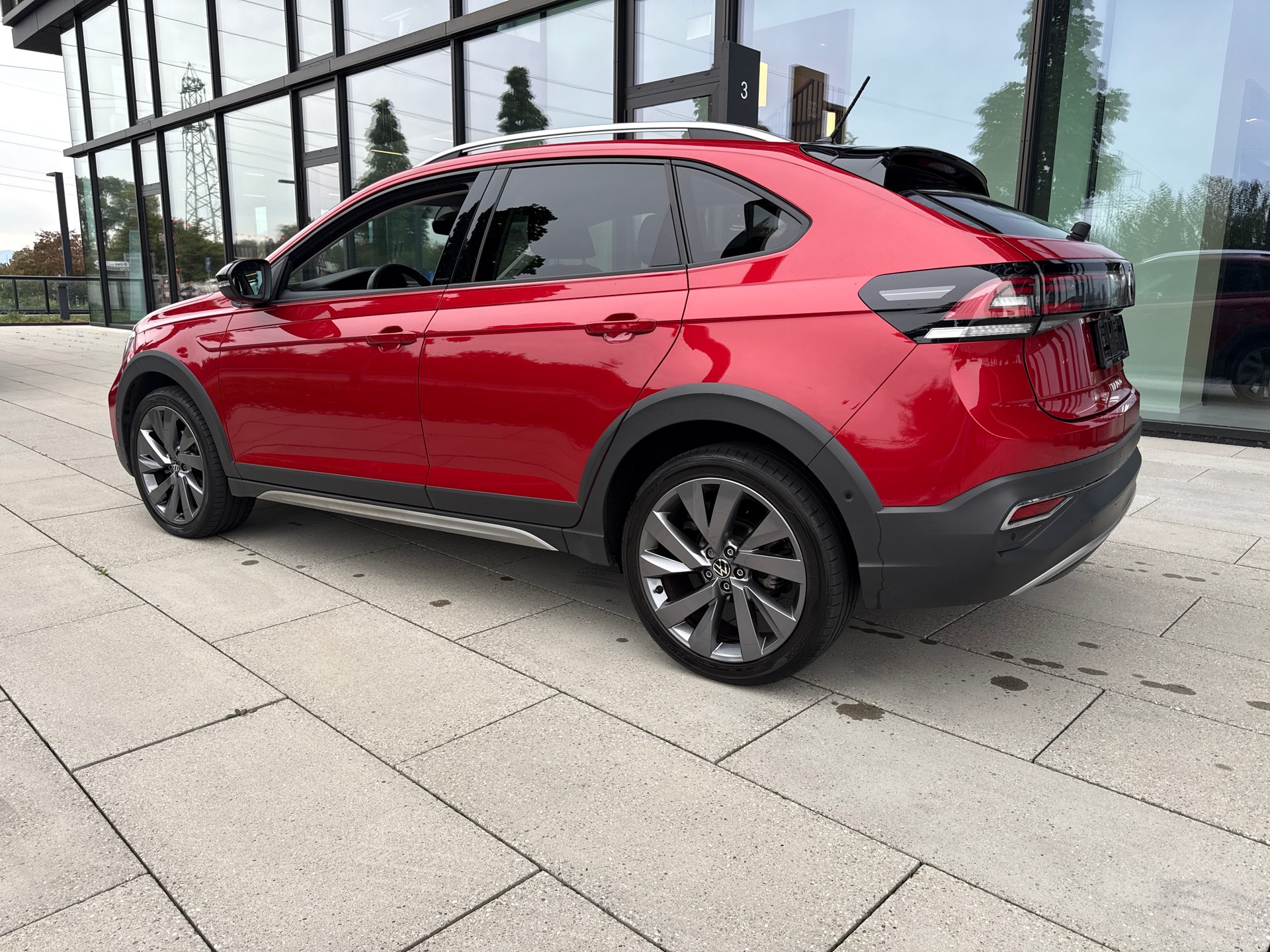 VW Taigo 1.5 TSI R-Line DSG-image-1