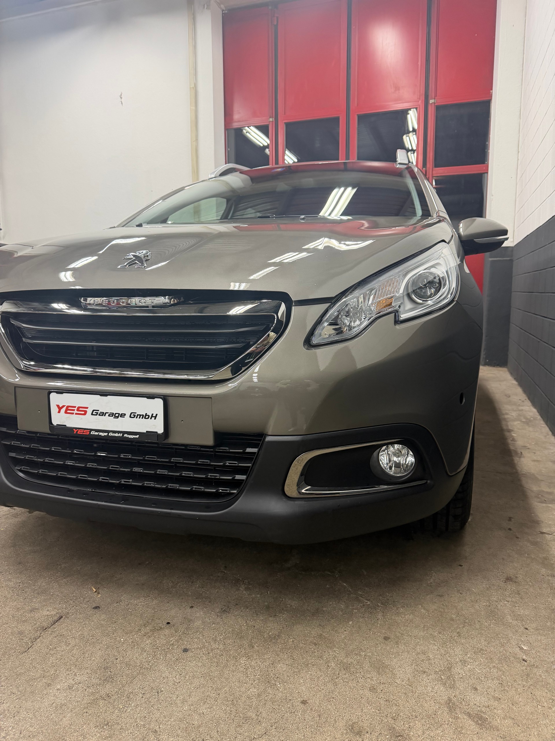 PEUGEOT 2008 1.2 PureTech Active EAT6 //NEU AB MFK!-image-2