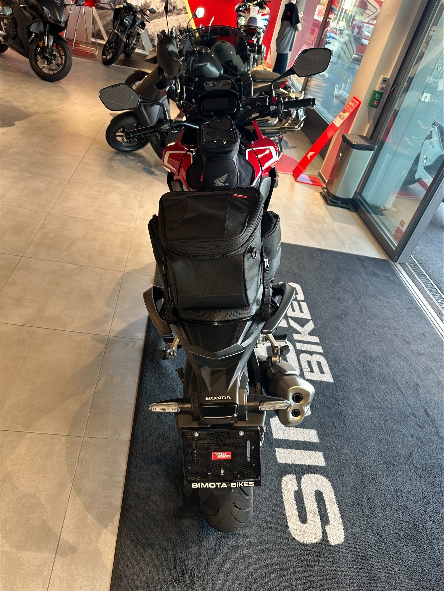 HONDA CB 500 X-showroom-element-2