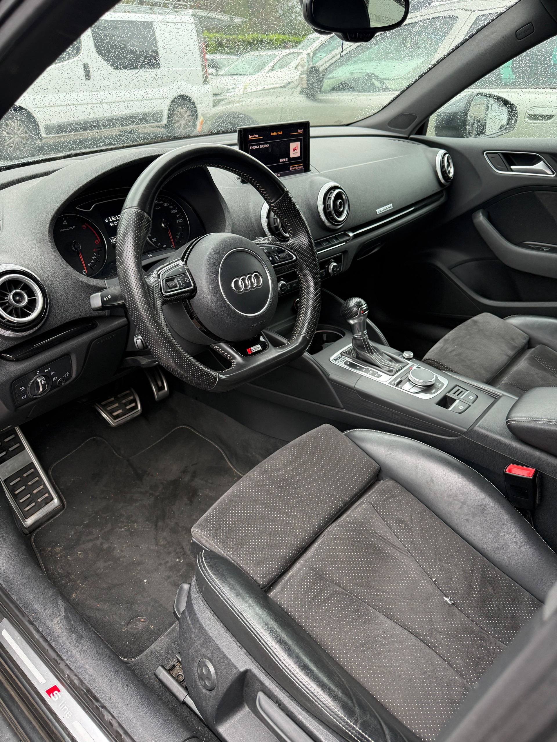 AUDI A3 Sportback 2.0 TDI S-Line quattro S-tronic-image-9