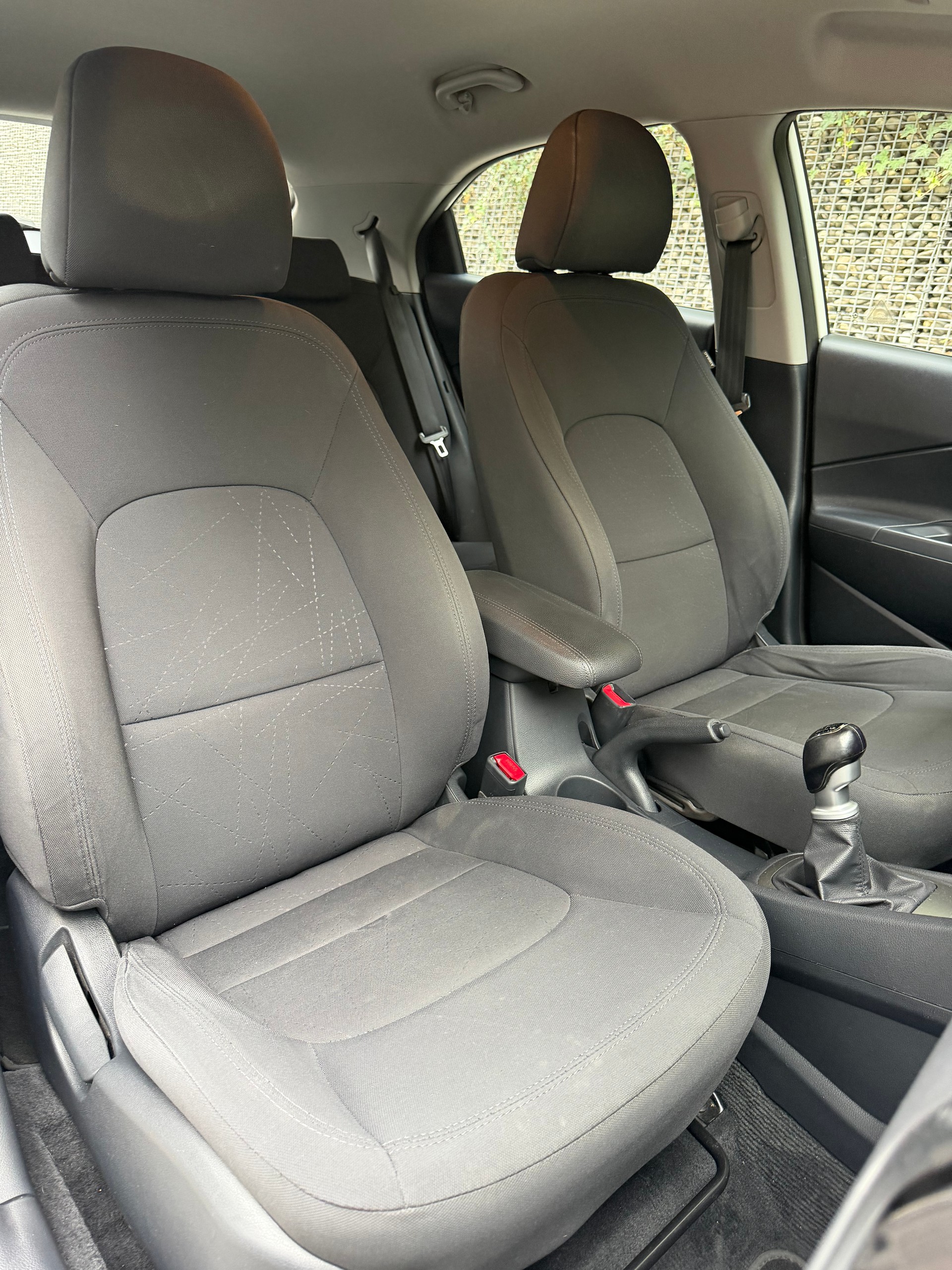 KIA Rio 1.4 CVVT Trend-image-8
