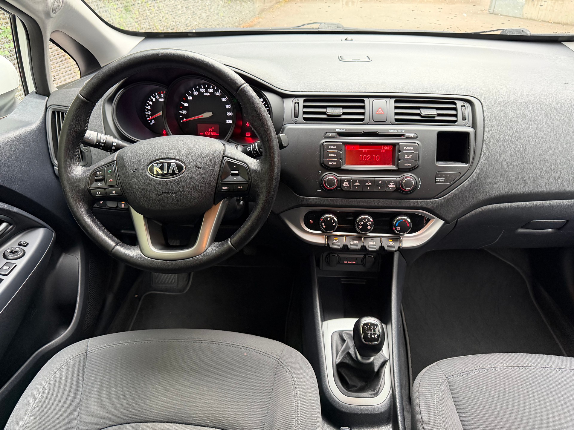 KIA Rio 1.4 CVVT Trend-image-7