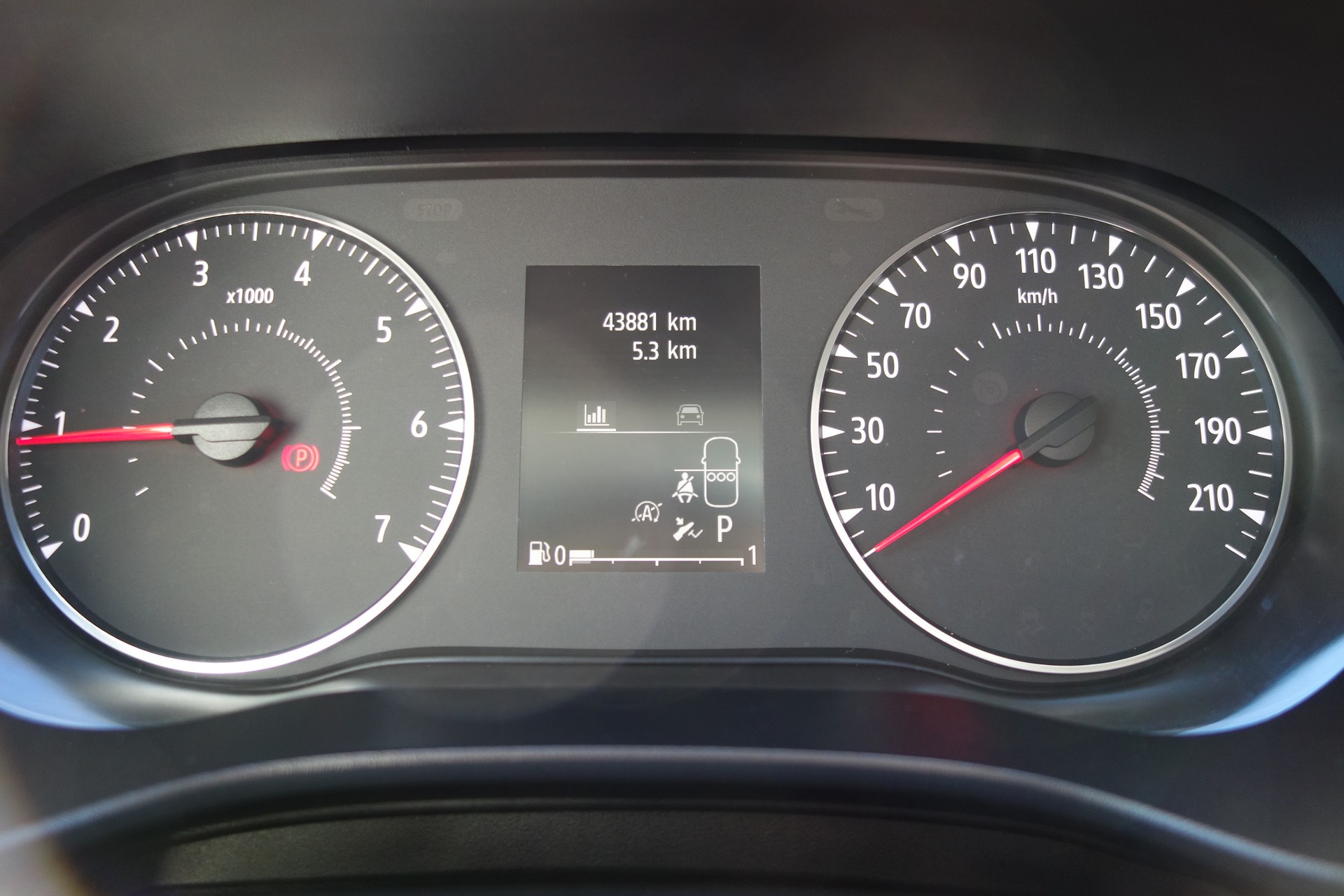 DACIA Sandero Stepway TCe 90 Expression CVT-image-6
