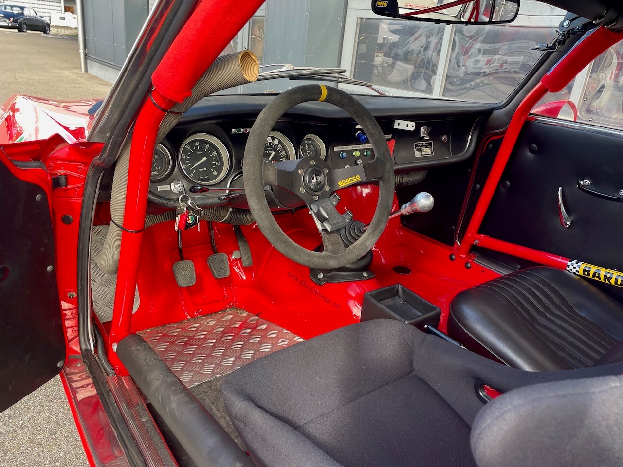 ALFA ROMEO GT 1600 Veloce-image-11