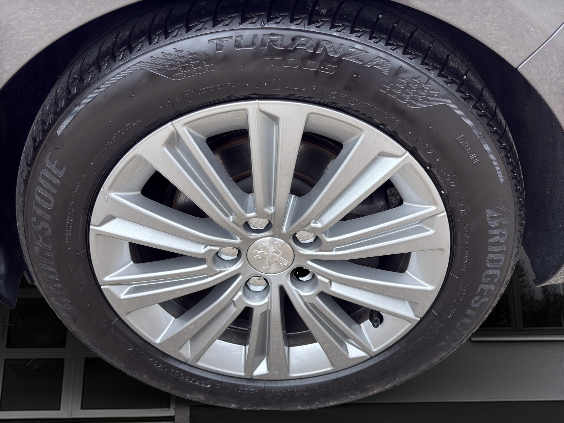 PEUGEOT 308 SW 1.2 Pure Tech Allure EAT8-image-10