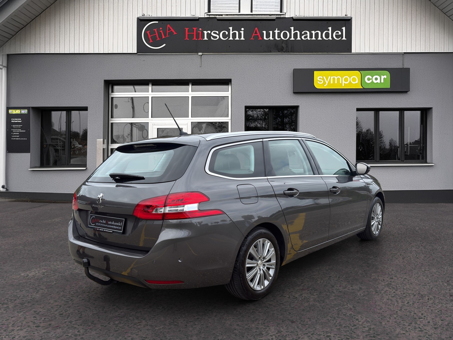 PEUGEOT 308 SW 1.2 Pure Tech Allure EAT8-image-7