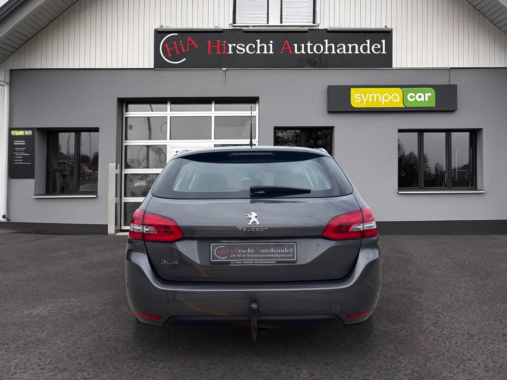PEUGEOT 308 SW 1.2 Pure Tech Allure EAT8-image-8