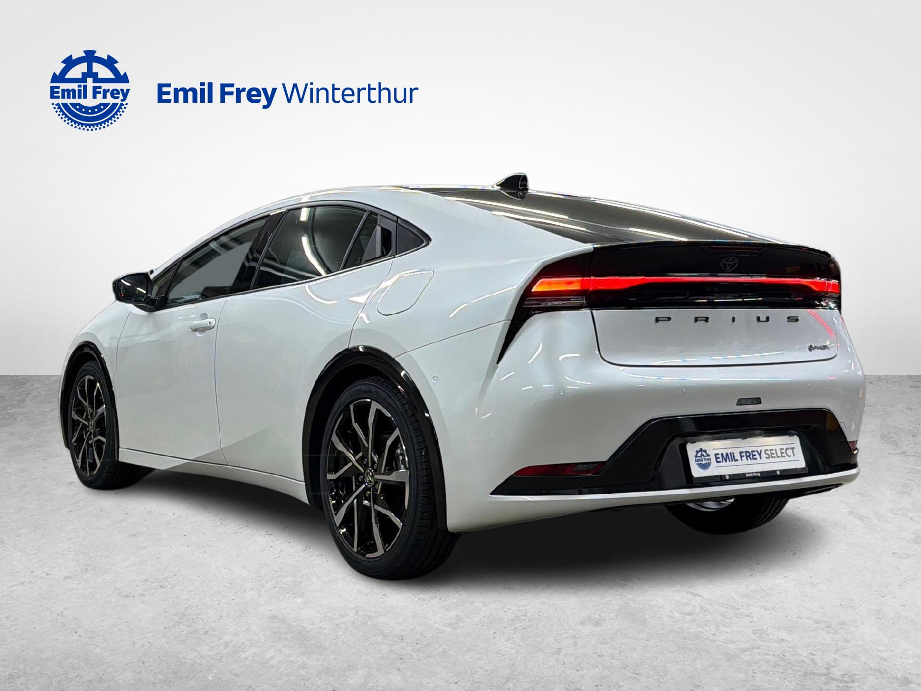 TOYOTA Prius 2.0 Plug-In-Hybrid Premium-image-2