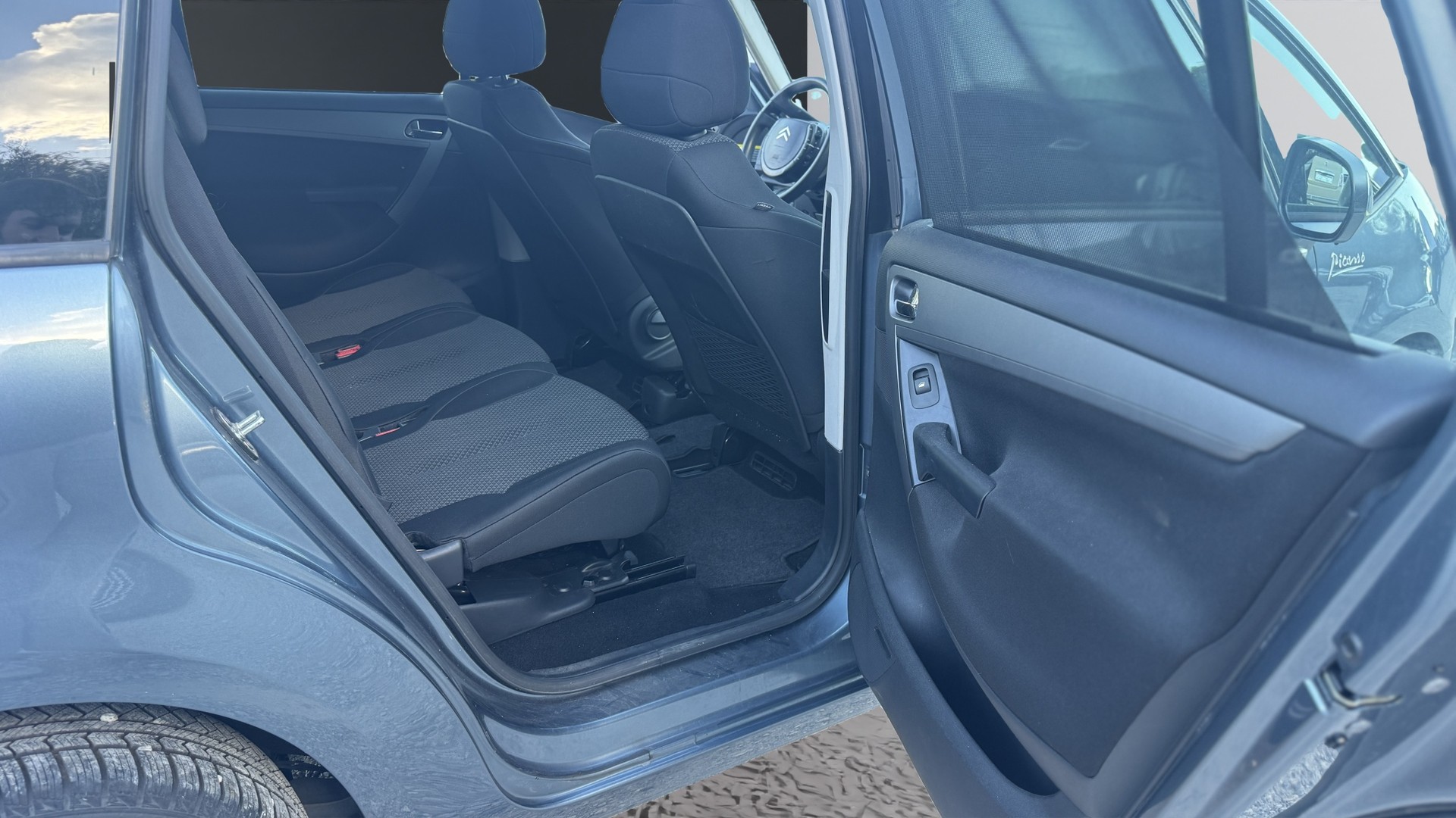 CITROEN C4 Picasso 1.6 HDI-image-9