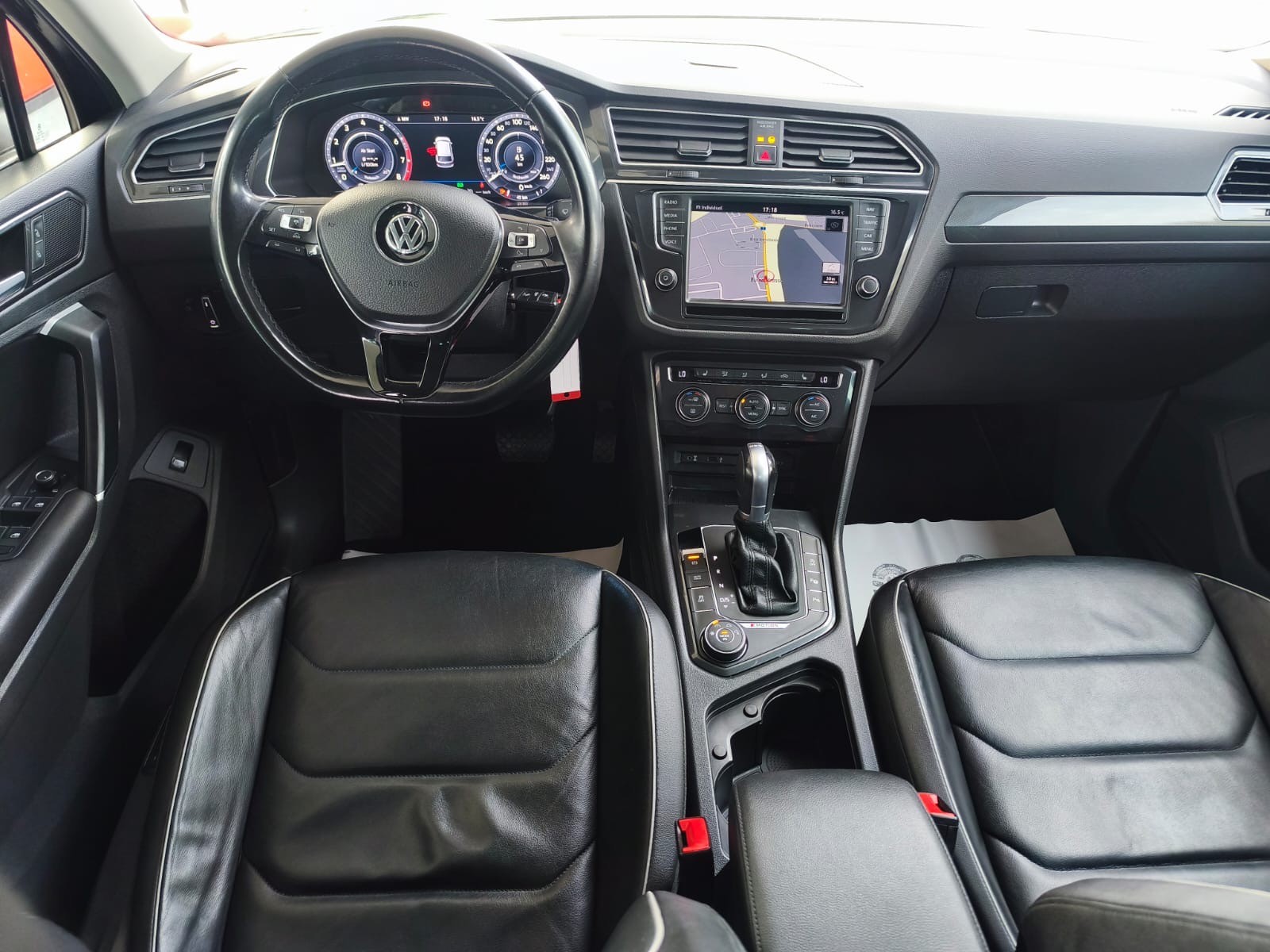 VW Tiguan 2.0TSI Highline 4Motion DSG-image-12