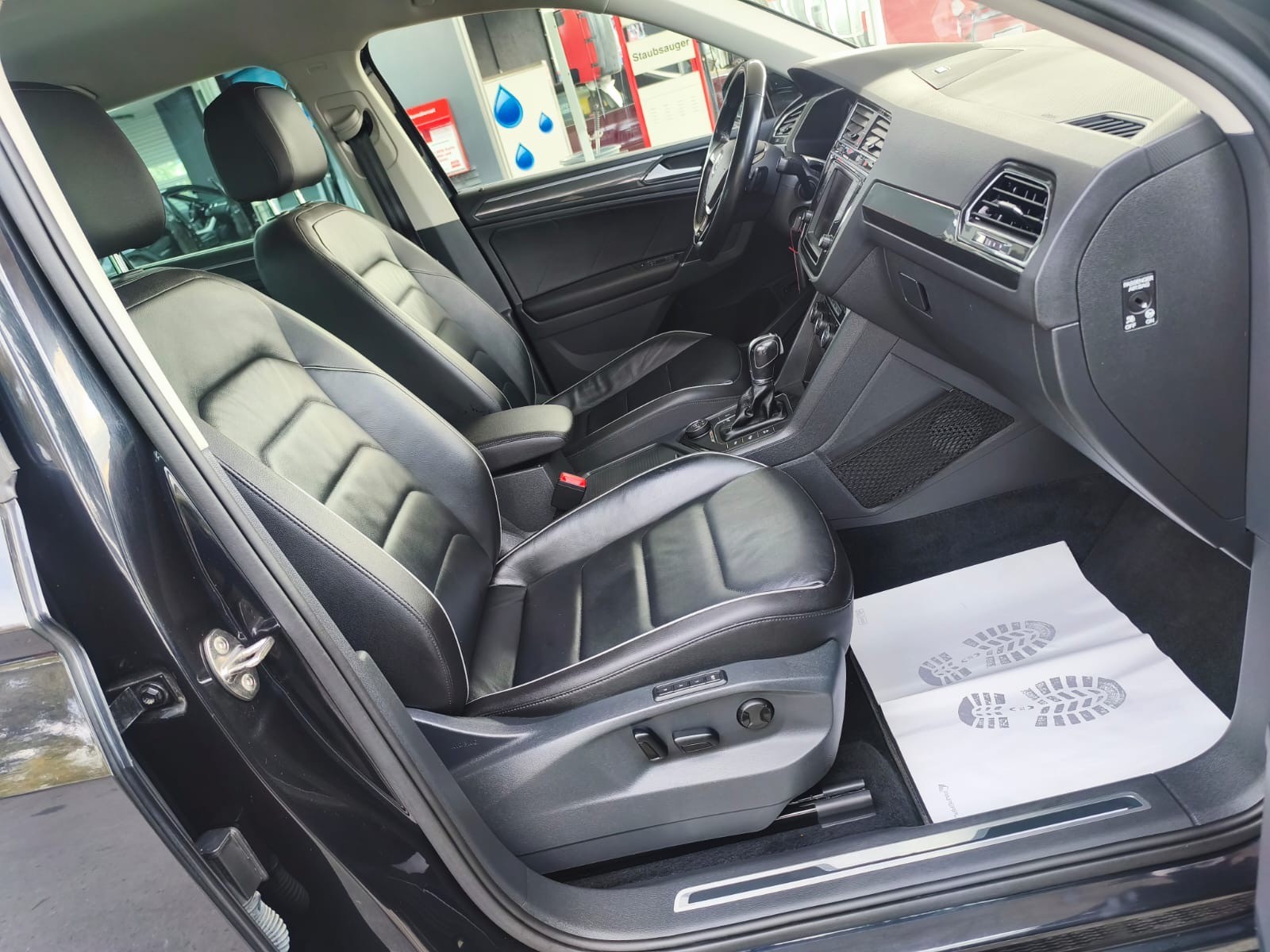 VW Tiguan 2.0TSI Highline 4Motion DSG-image-14
