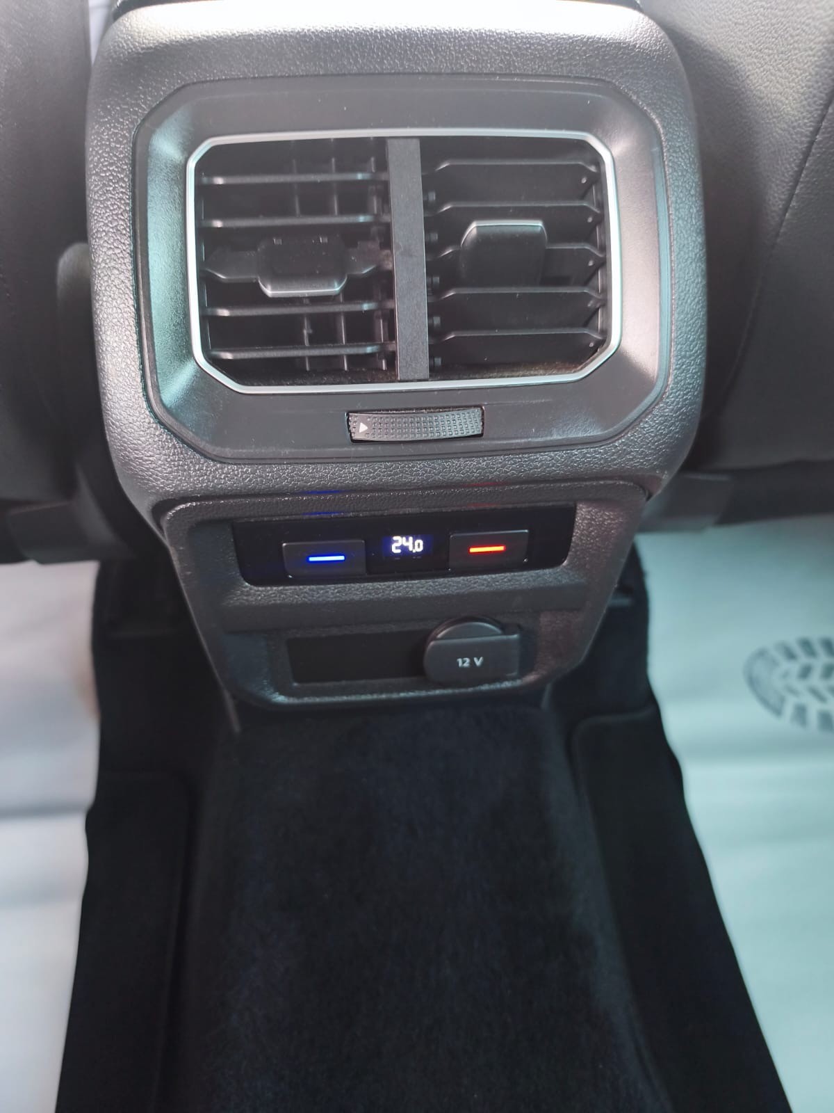 VW Tiguan 2.0TSI Highline 4Motion DSG-image-21