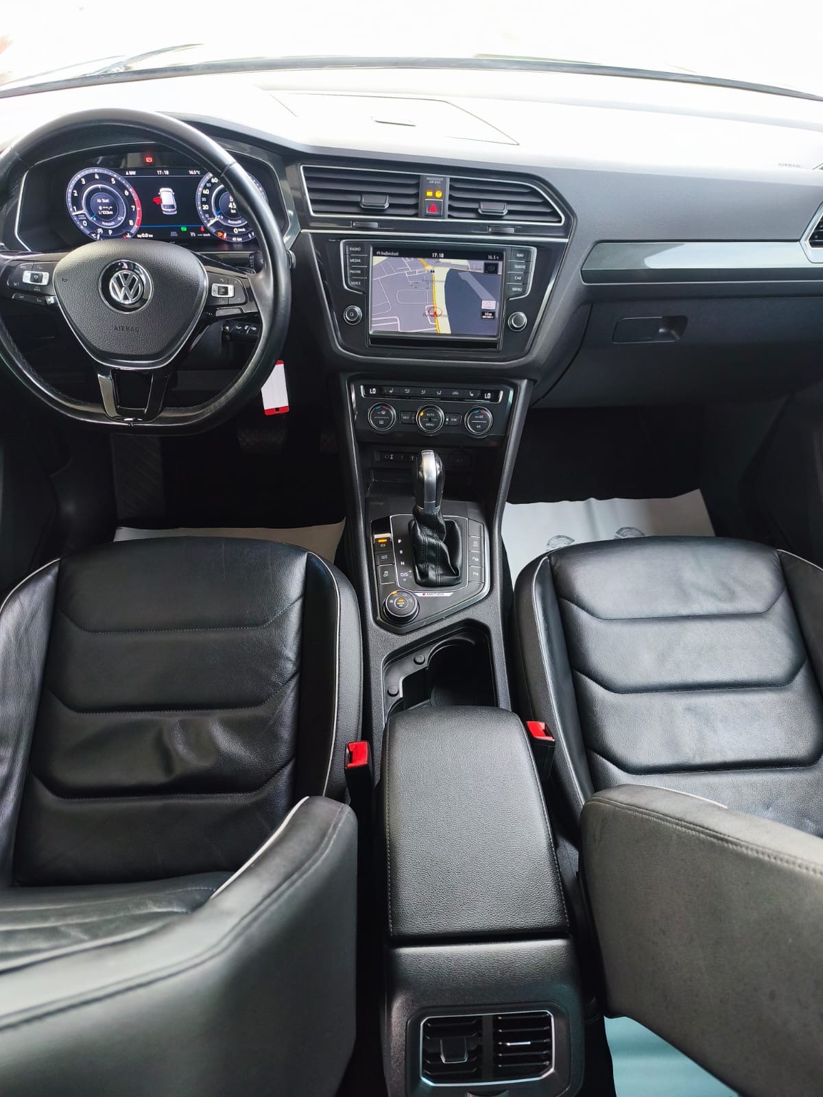 VW Tiguan 2.0TSI Highline 4Motion DSG-image-19