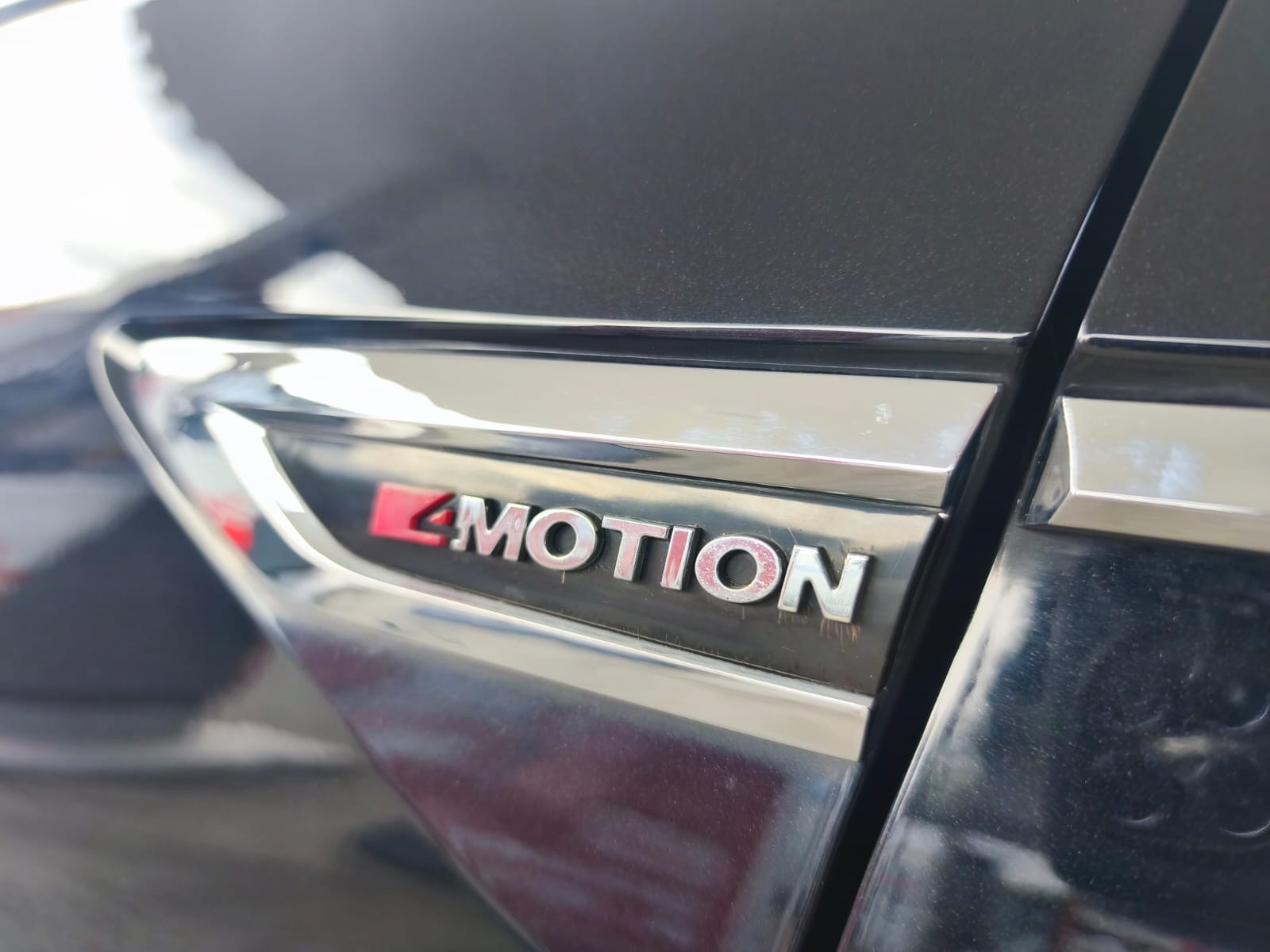 VW Tiguan 2.0TSI Highline 4Motion DSG-image-28