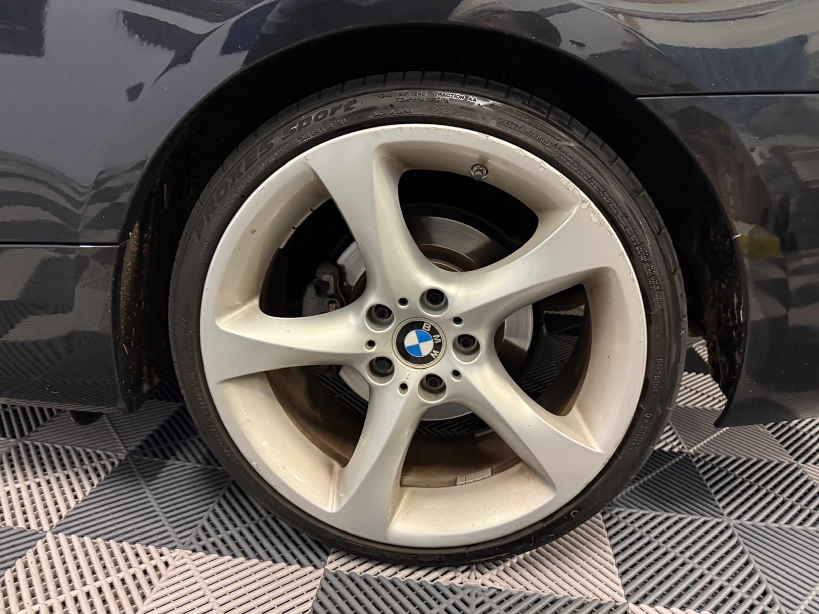 BMW 320i Coupé-image-20