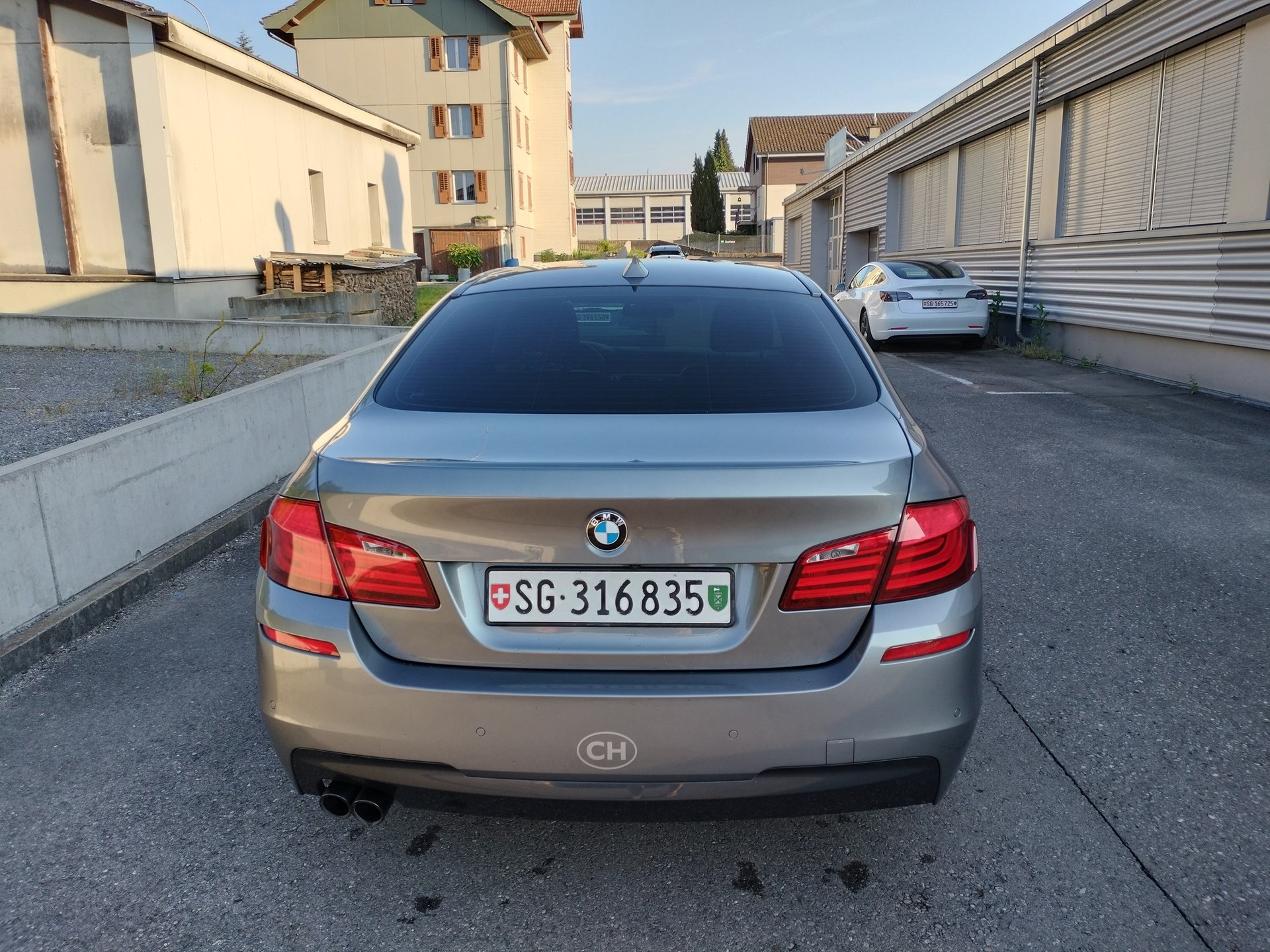 BMW 525d-image-13
