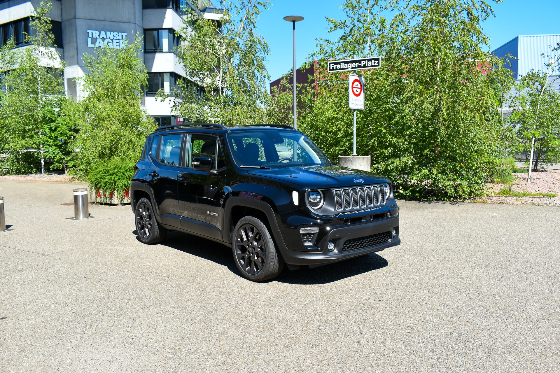 JEEP Renegade 1.3 T PHEV Swiss Limited Plus AWD-showroom-element-2