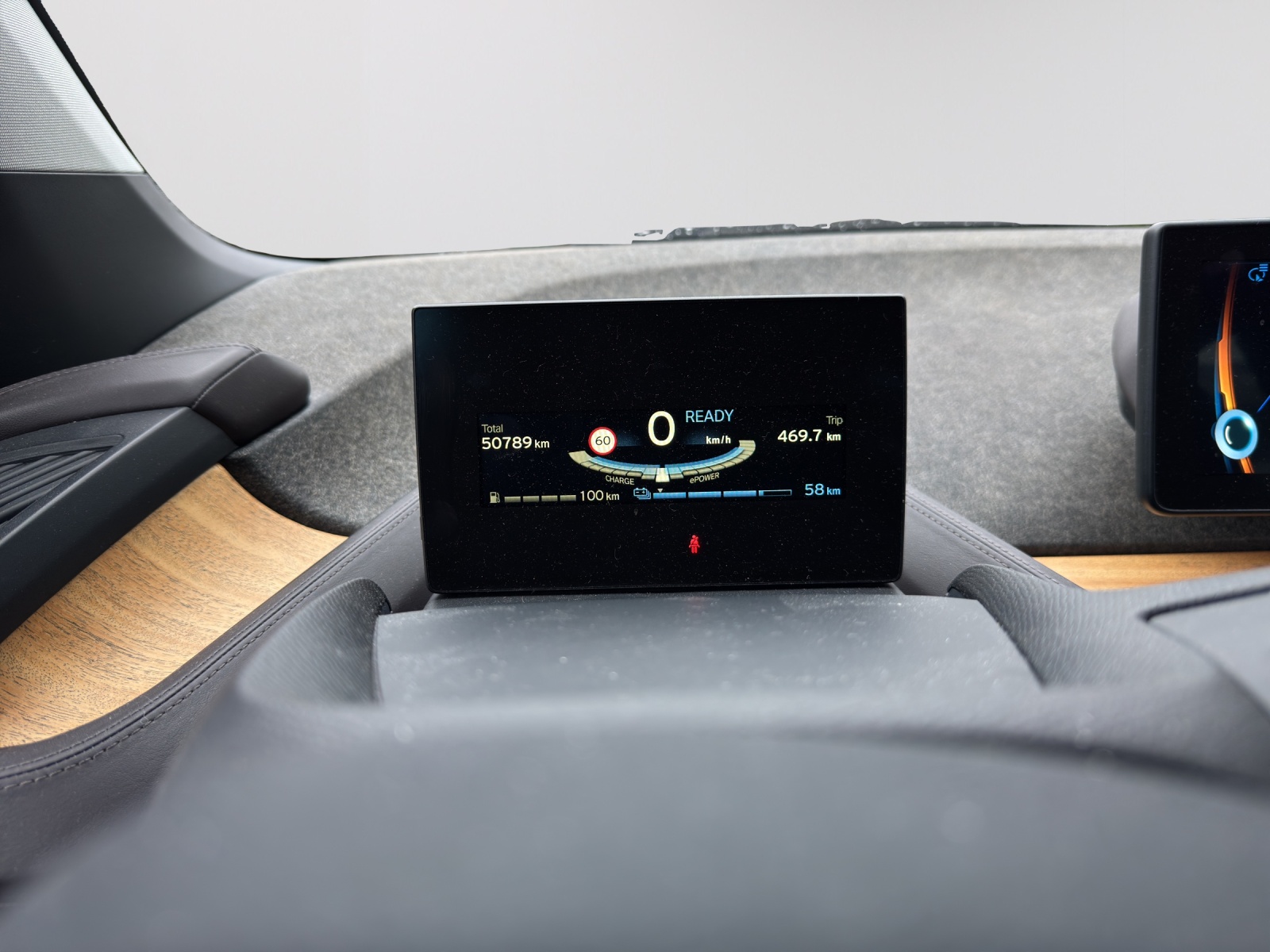BMW i3 (60Ah) Range Extender-image-12