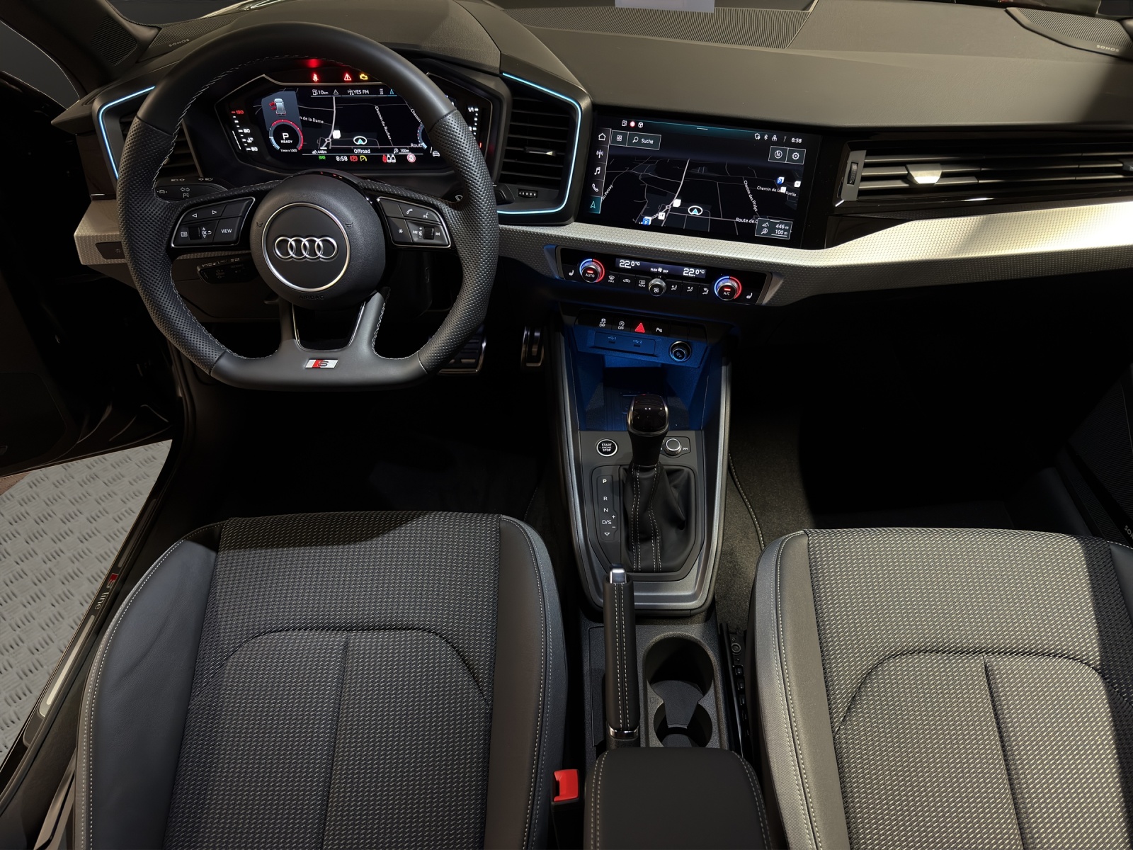 AUDI A1 Sportback 30 TFSI Attraction S-tronic-image-11