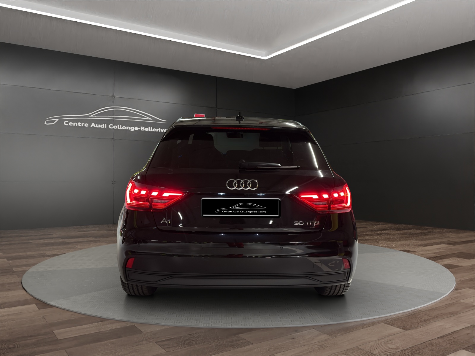 AUDI A1 Sportback 30 TFSI Attraction S-tronic-image-4