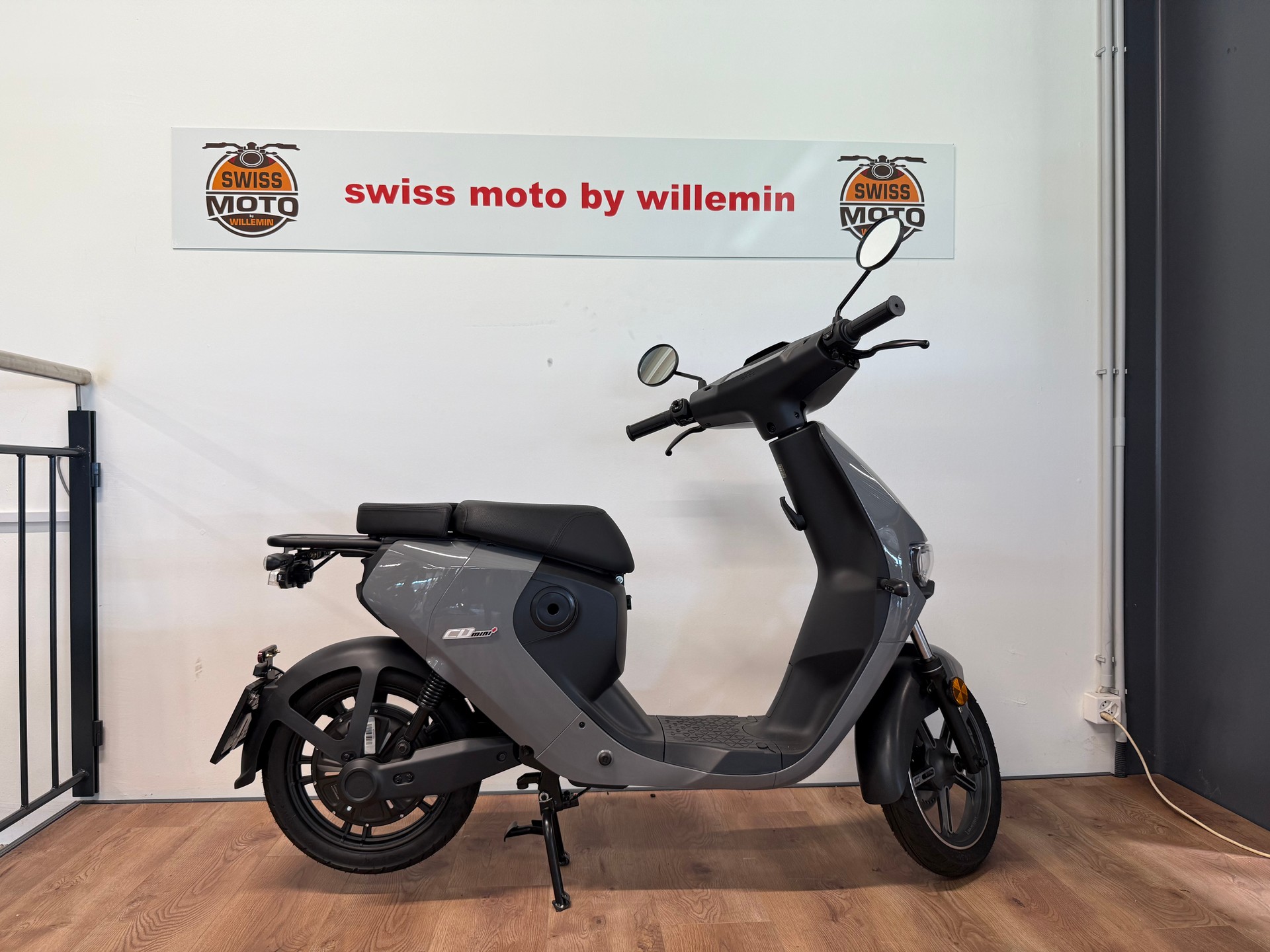 SUPER SOCO Cu mini-showroom-element-1