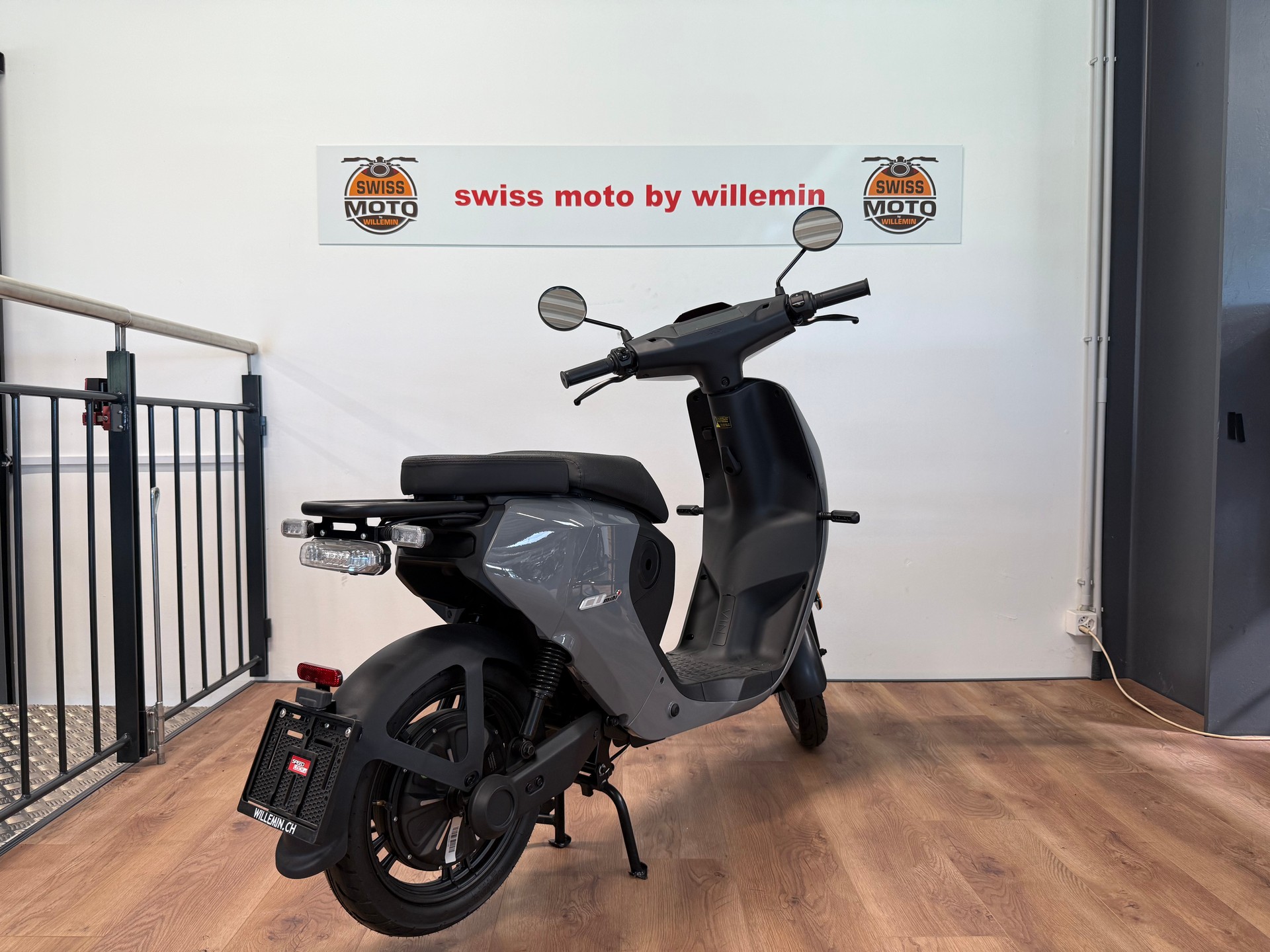 SUPER SOCO Cu mini-showroom-element-3
