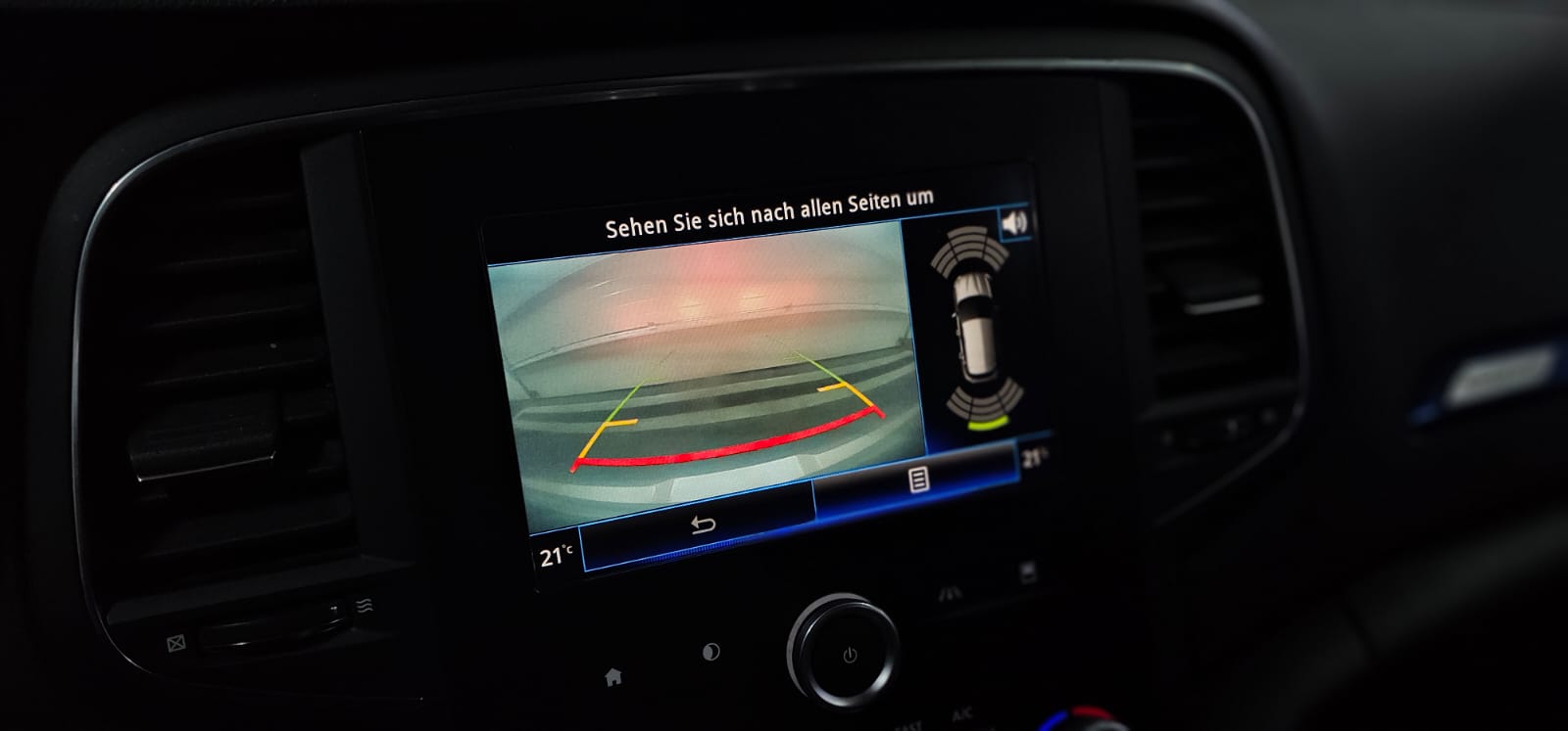 RENAULT Mégane 1.6 16V Turbo GT EDC Frisch MFK-image-21