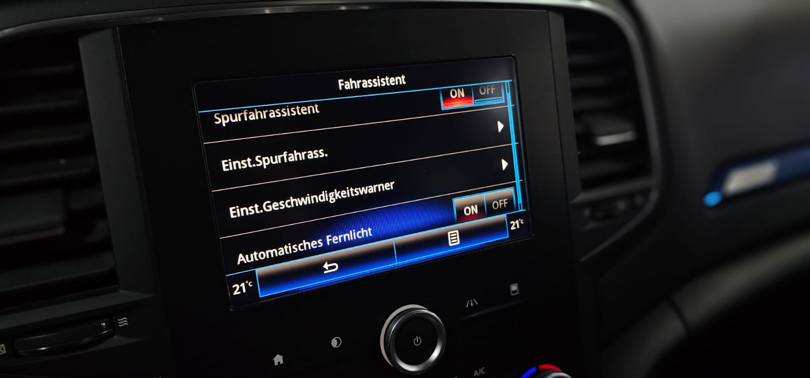 RENAULT Mégane 1.6 16V Turbo GT EDC Frisch MFK-image-19