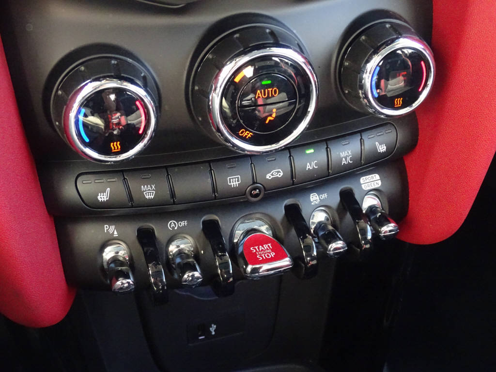 MINI Mini 2.0i Cooper S-image-13