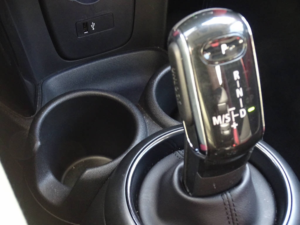 MINI Mini 2.0i Cooper S-image-14