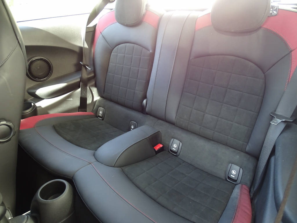 MINI Mini 2.0i Cooper S-image-6
