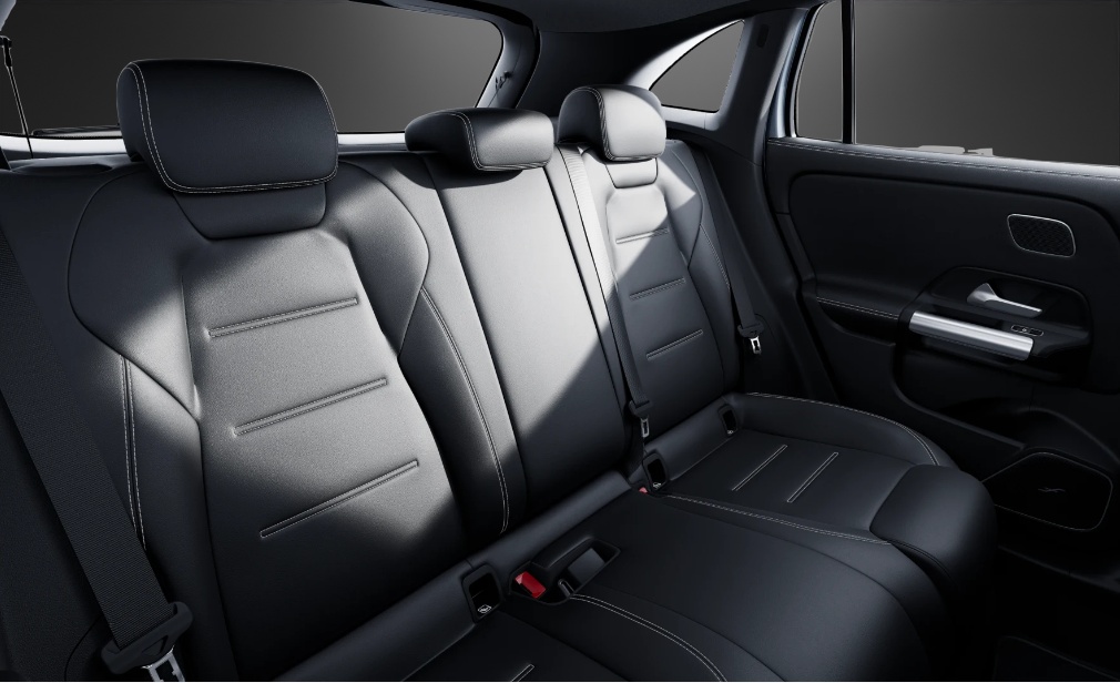 MERCEDES-BENZ GLA AMG 35 4Matic 8G-DCT-image-6