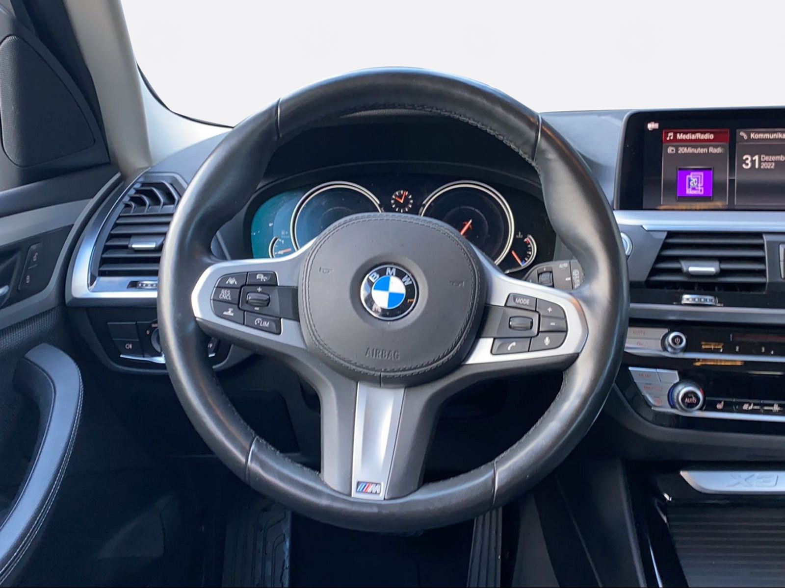 BMW X3 20d xDrive-image-3