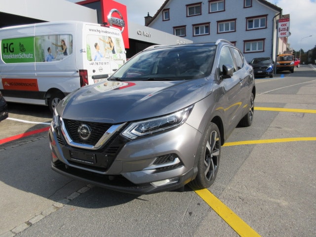 NISSAN Qashqai 1.7 dCi Tekna 4x4-image-3