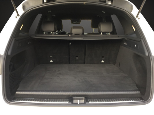 MERCEDES-BENZ GLC 300 de AMG Line 4M A-image-11