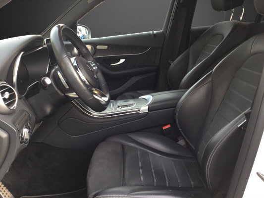 MERCEDES-BENZ GLC 300 de AMG Line 4M A-image-6
