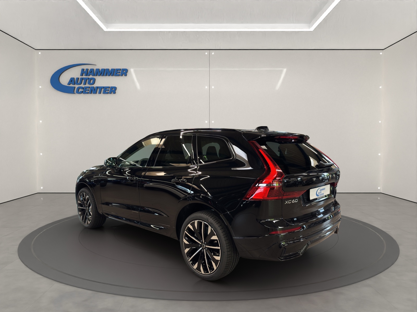 VOLVO XC60 2.0 T8 TE Ultra Dark eAWD-image-1