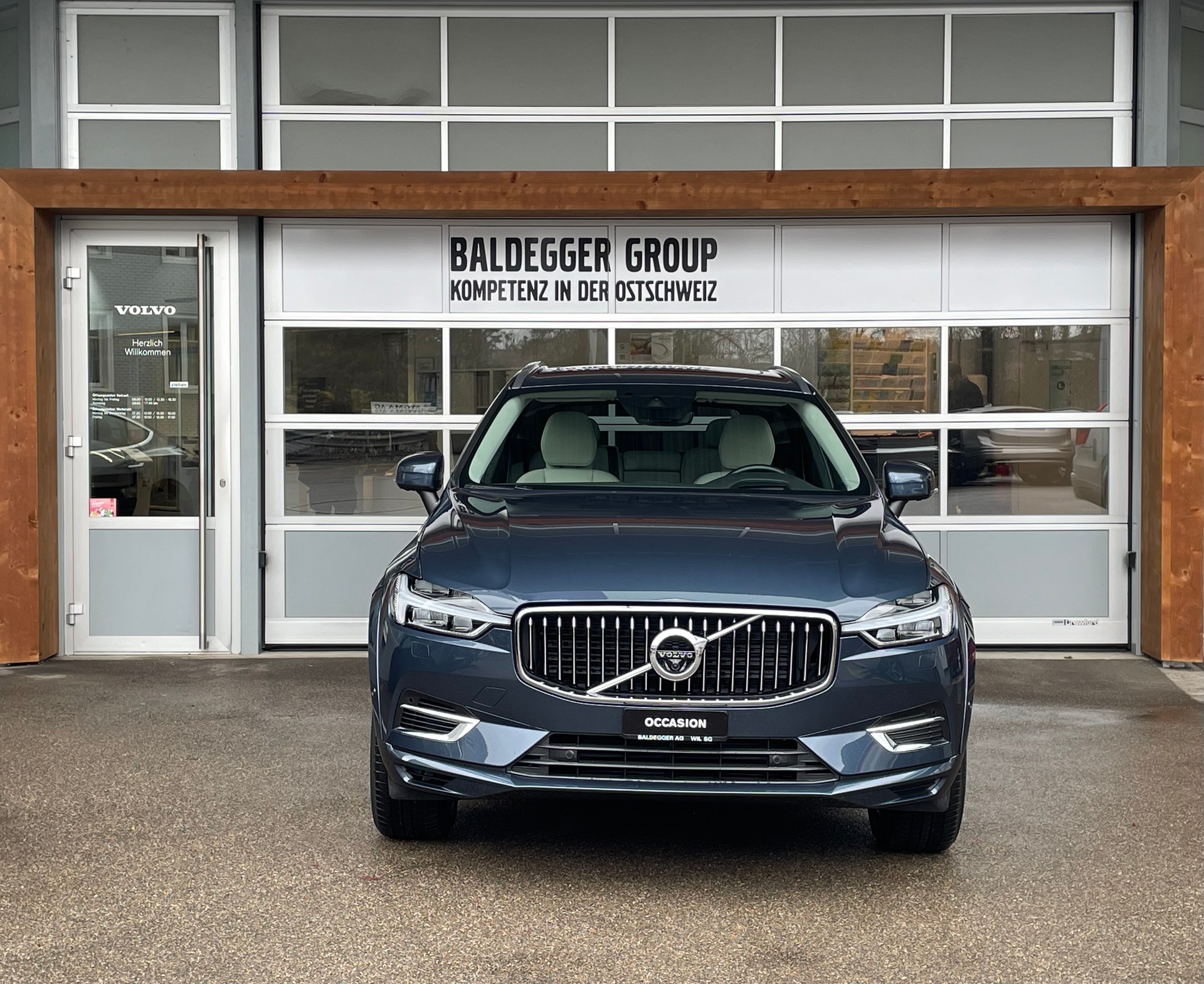 VOLVO XC60 T8 eAWD Inscription-image-7