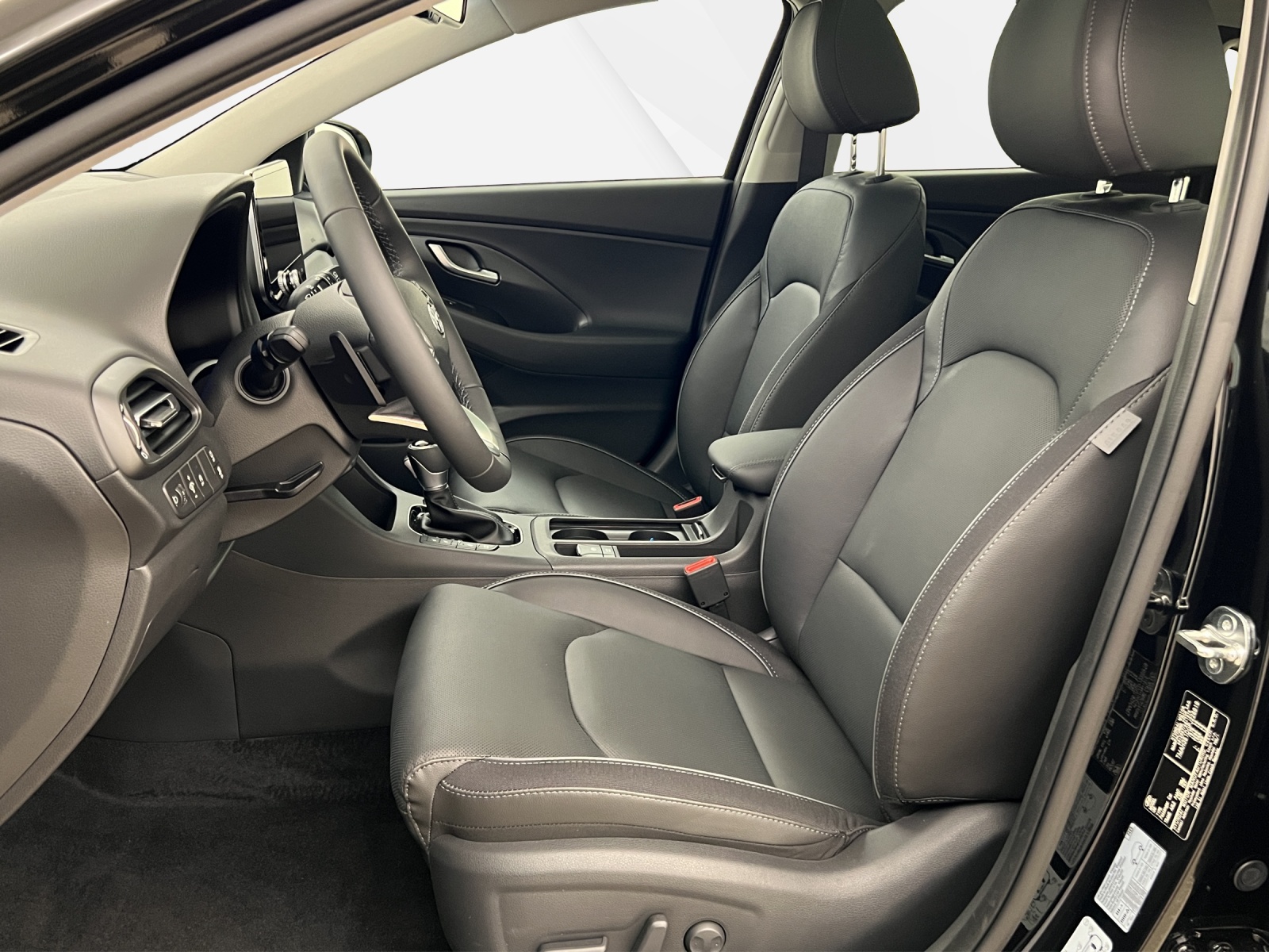 HYUNDAI i30 1.5 T-GDi Vertex-image-4