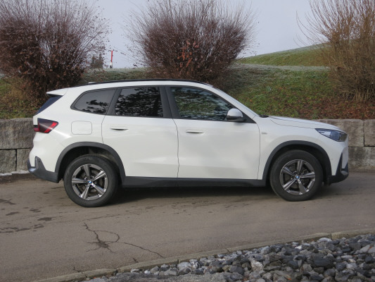 BMW X1 xDrive 20d 48V-image-2