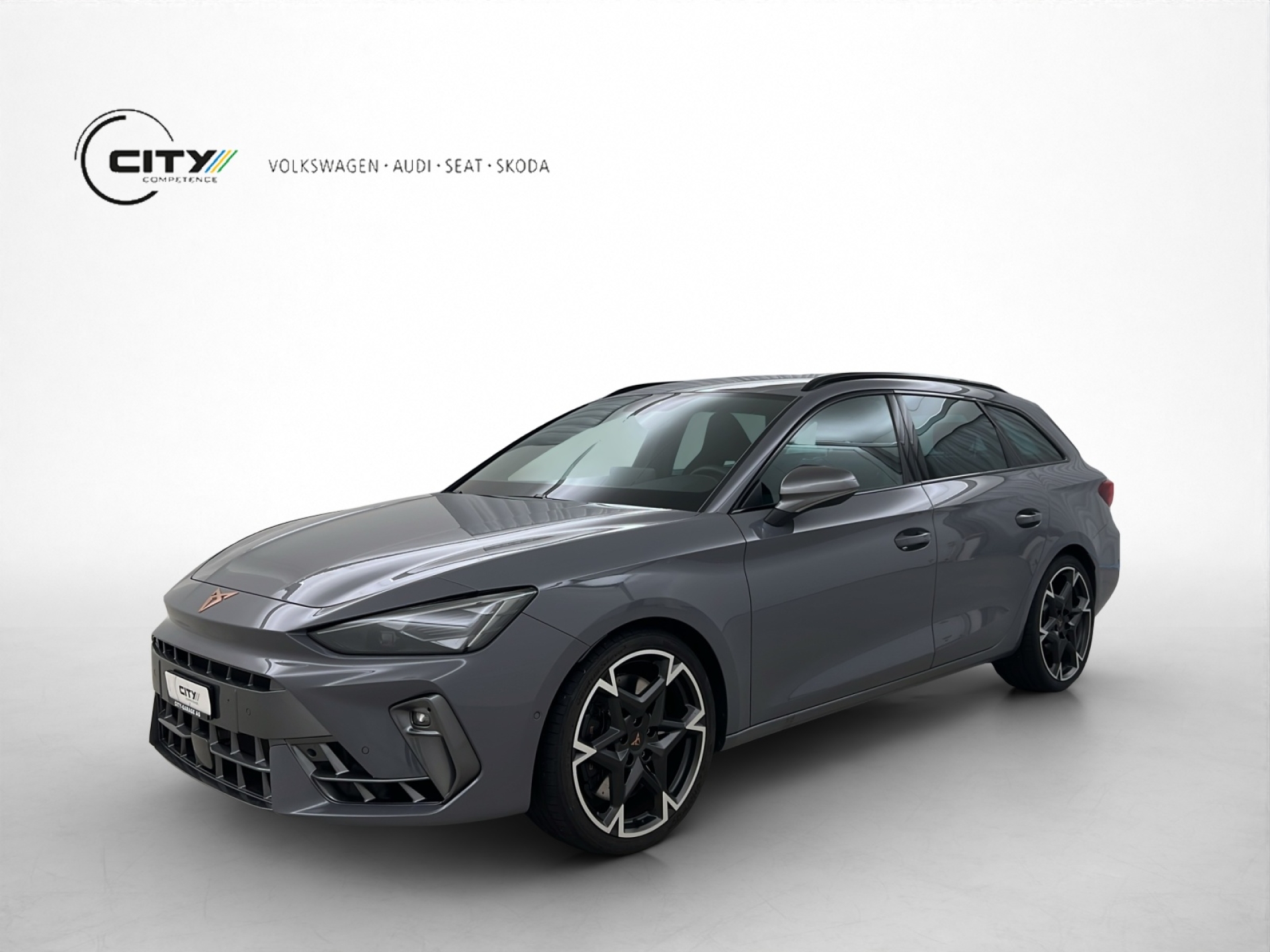 CUPRA Leon ST 2.0 TSI 333PS VZ 4Drive-image-0