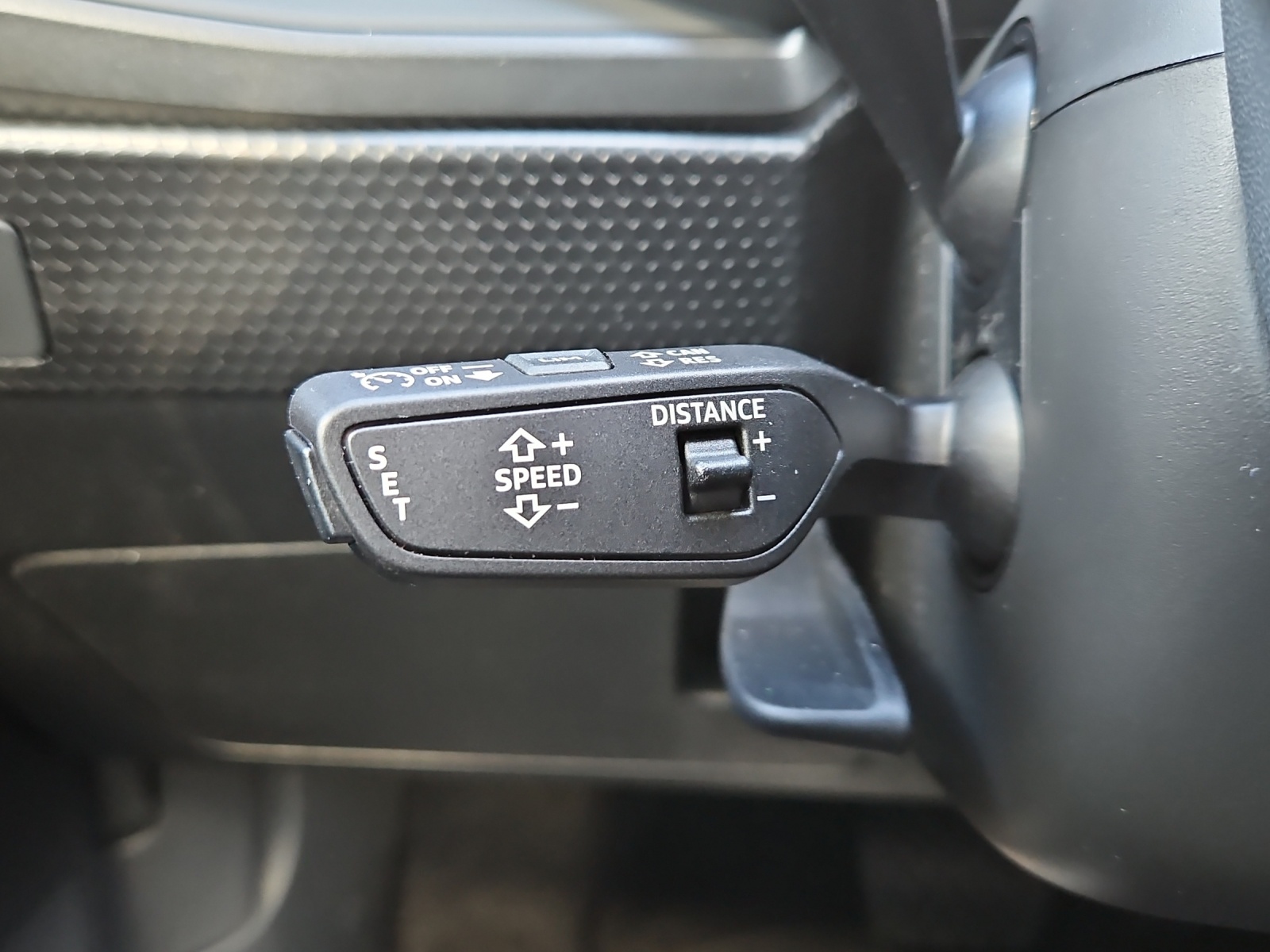 AUDI A1 Sportback 30 TFSI Attraction S-tronic-image-14