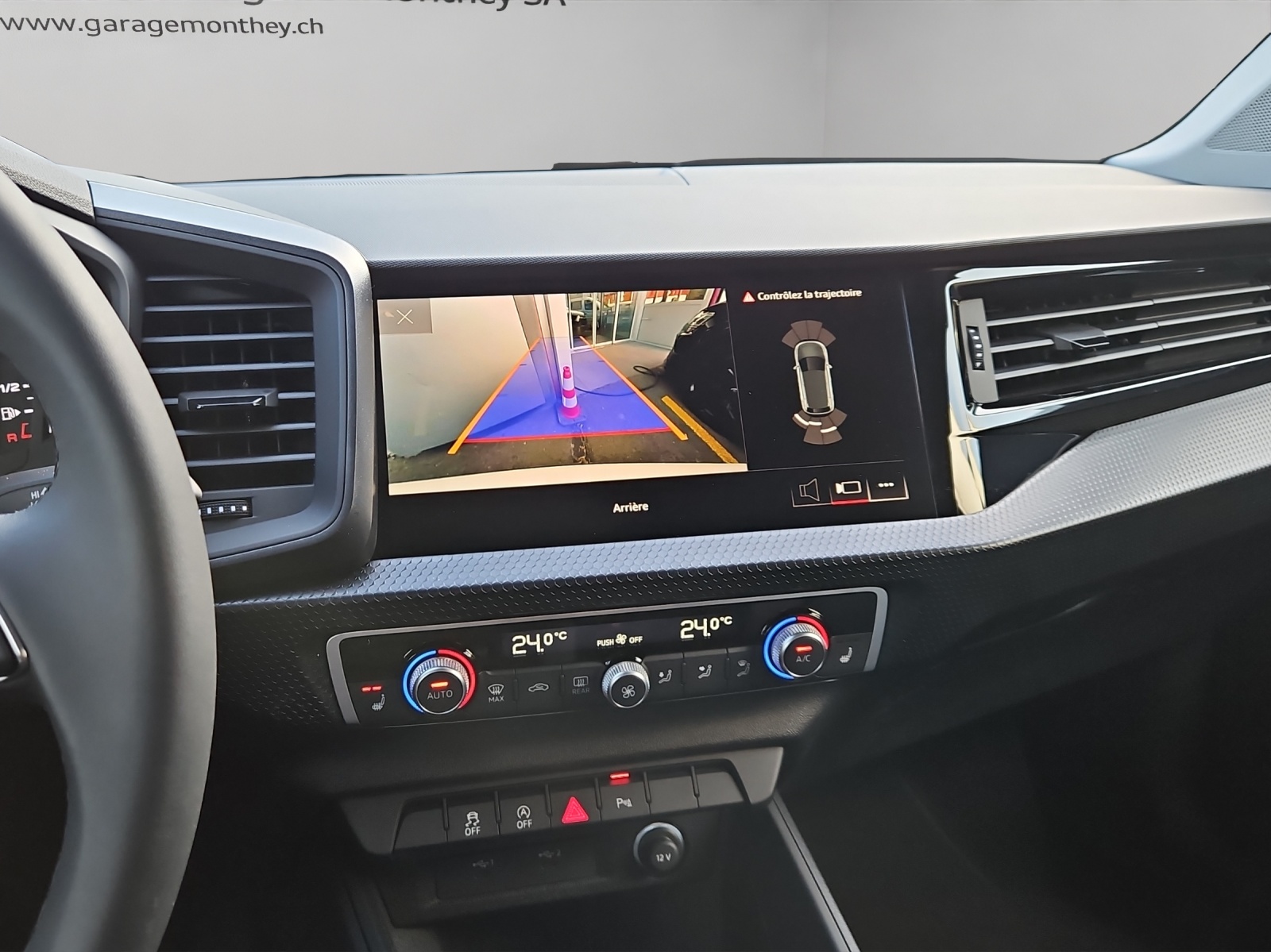 AUDI A1 Sportback 30 TFSI Attraction S-tronic-image-12