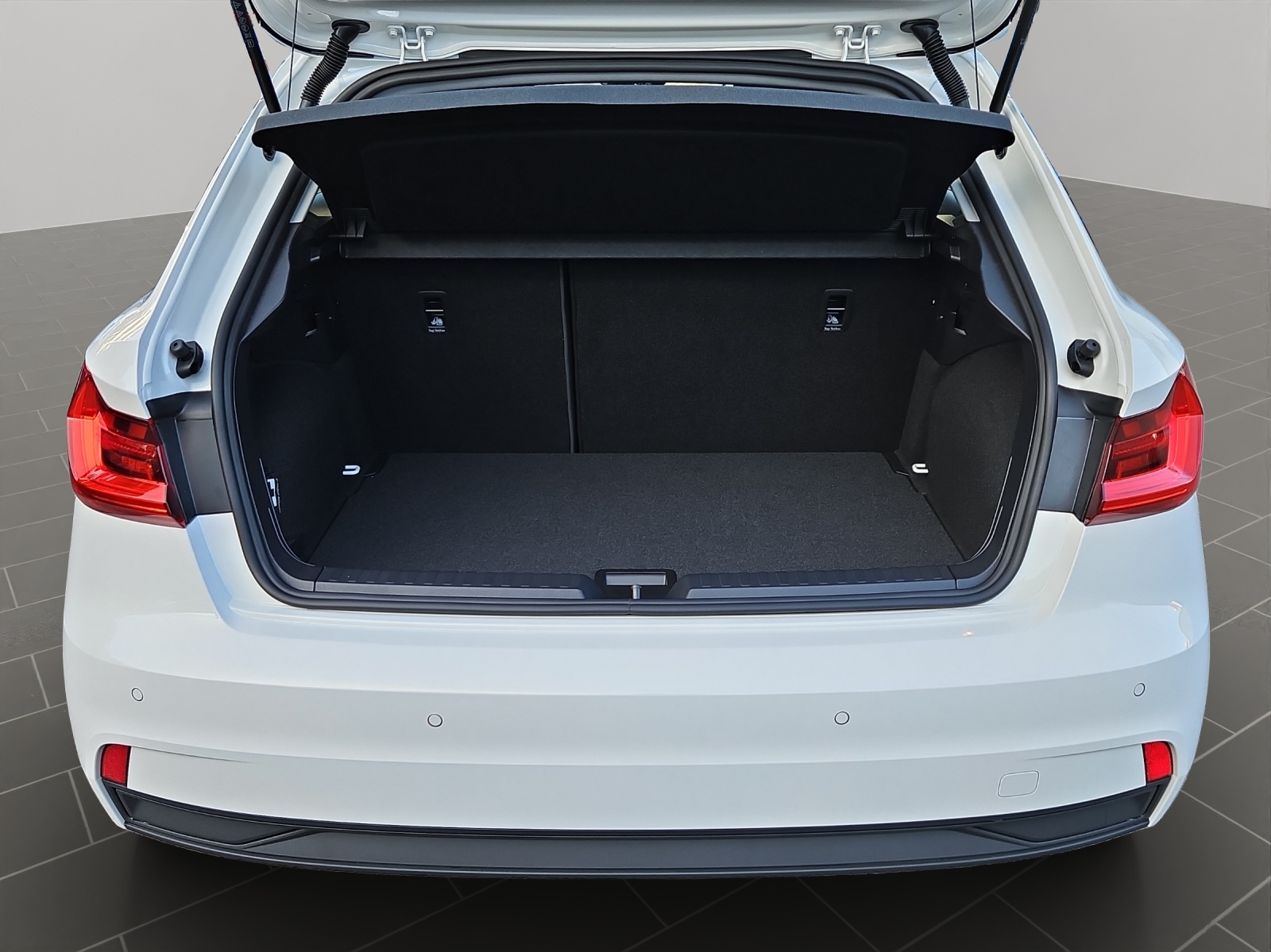 AUDI A1 Sportback 30 TFSI Attraction S-tronic-image-15