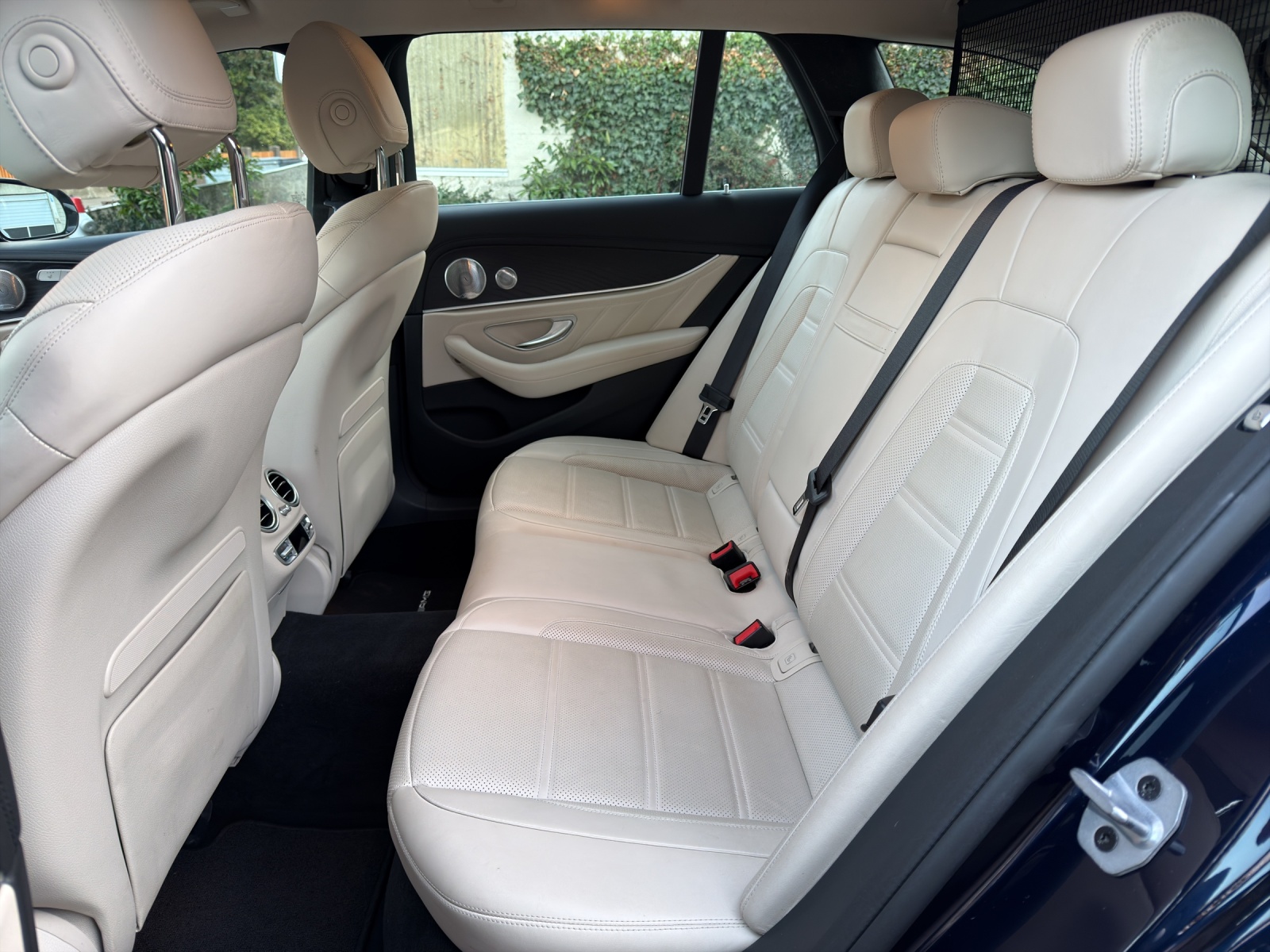 MERCEDES-BENZ E 63 AMG S 4 Matic 9G-Tronic-image-10