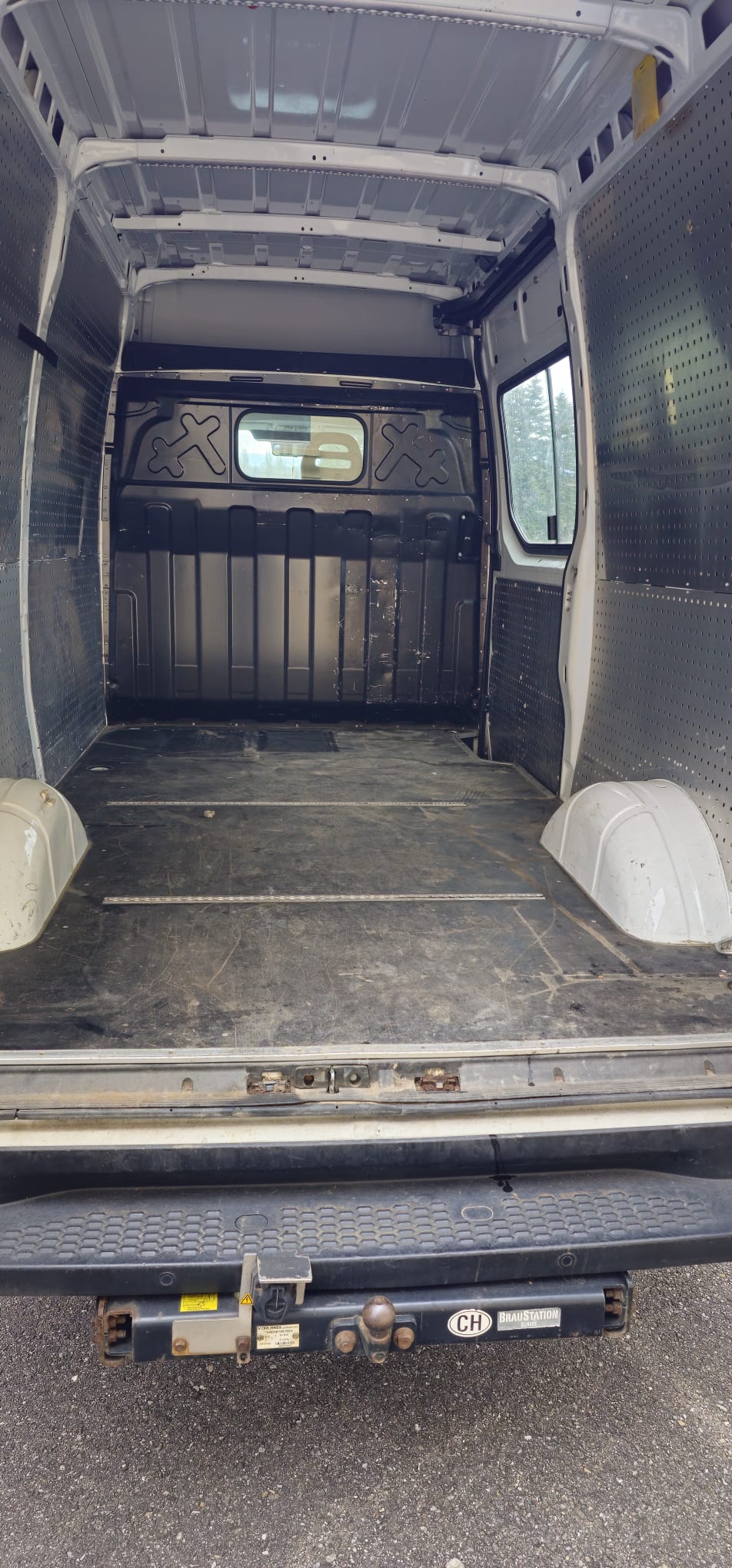 IVECO 35 S 15 V-image-7