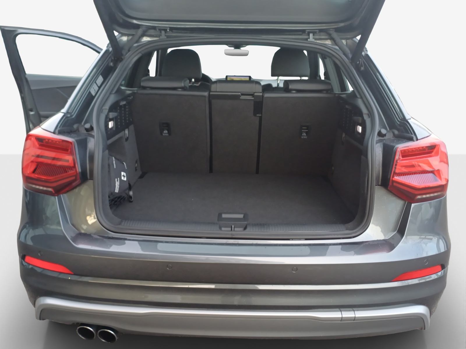 AUDI Q2 2.0 TFSI sport quattro S-tronic-image-12