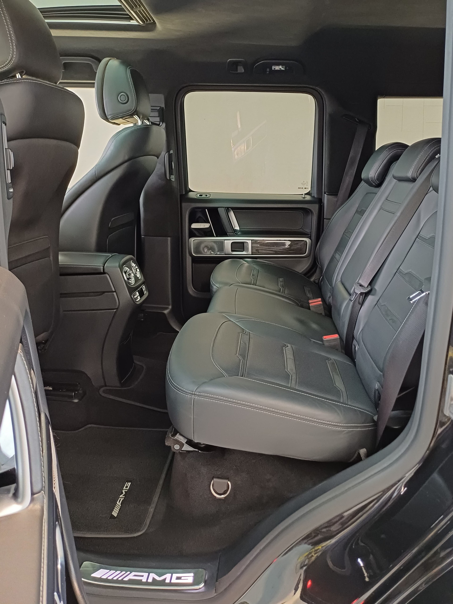 MERCEDES-BENZ MB-G 63 AMG "CH AUTO" "NEU AB MFK" SPEEDSHIFT PLUS G-TRONIC. VOLL AUSSTATTUNG !! UNFALLFREI MIT AHK.-showroom-element-3
