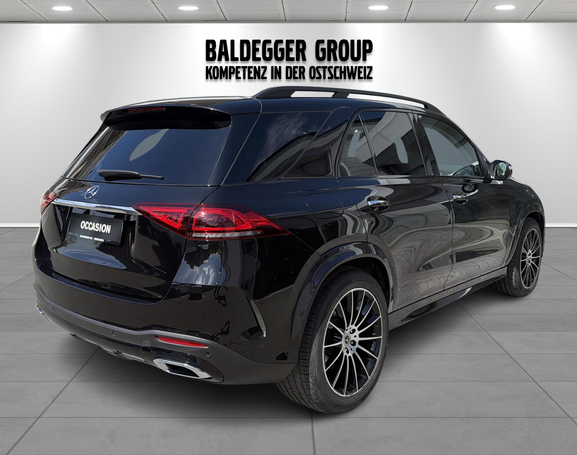 MERCEDES-BENZ GLE 300 d 4Matic AMG Line 9G-Tronic-showroom-element-1